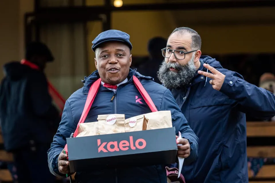 Kaelo custom vendor boxes