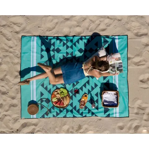 cgear sandlite beach pic 01